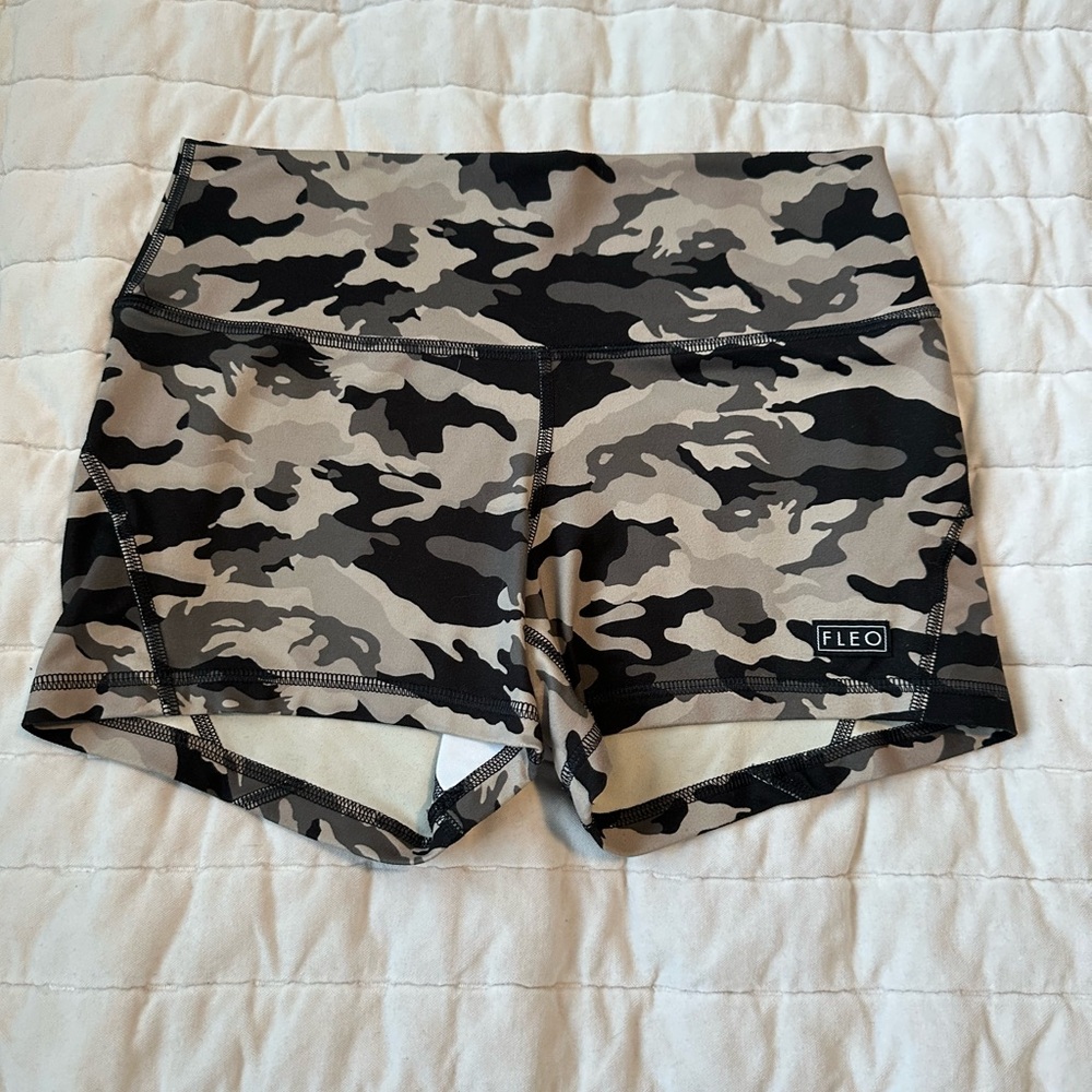 Fleo apex contour, camo